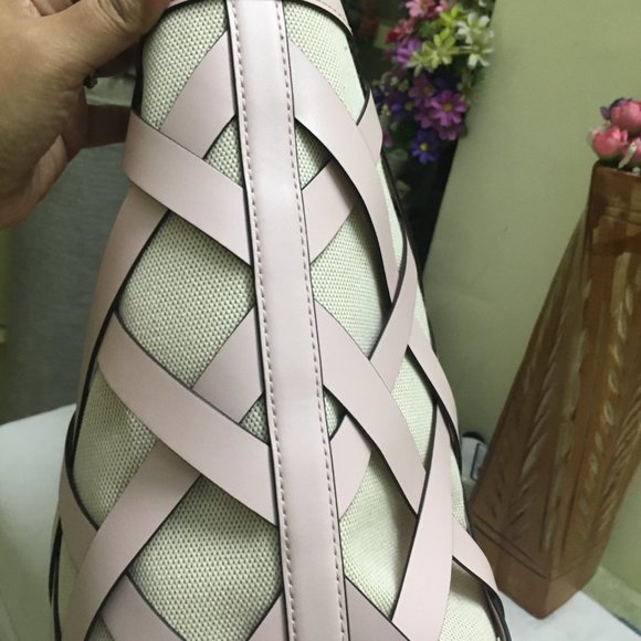 Authentic Michael Kors Light Pink Sienna Large Tote - Picture 11 of 16